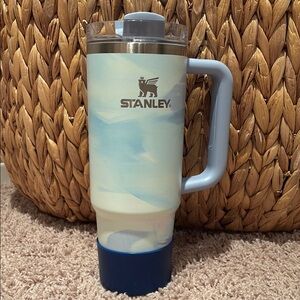 Stanley Blue swirl 30 oz tumbler